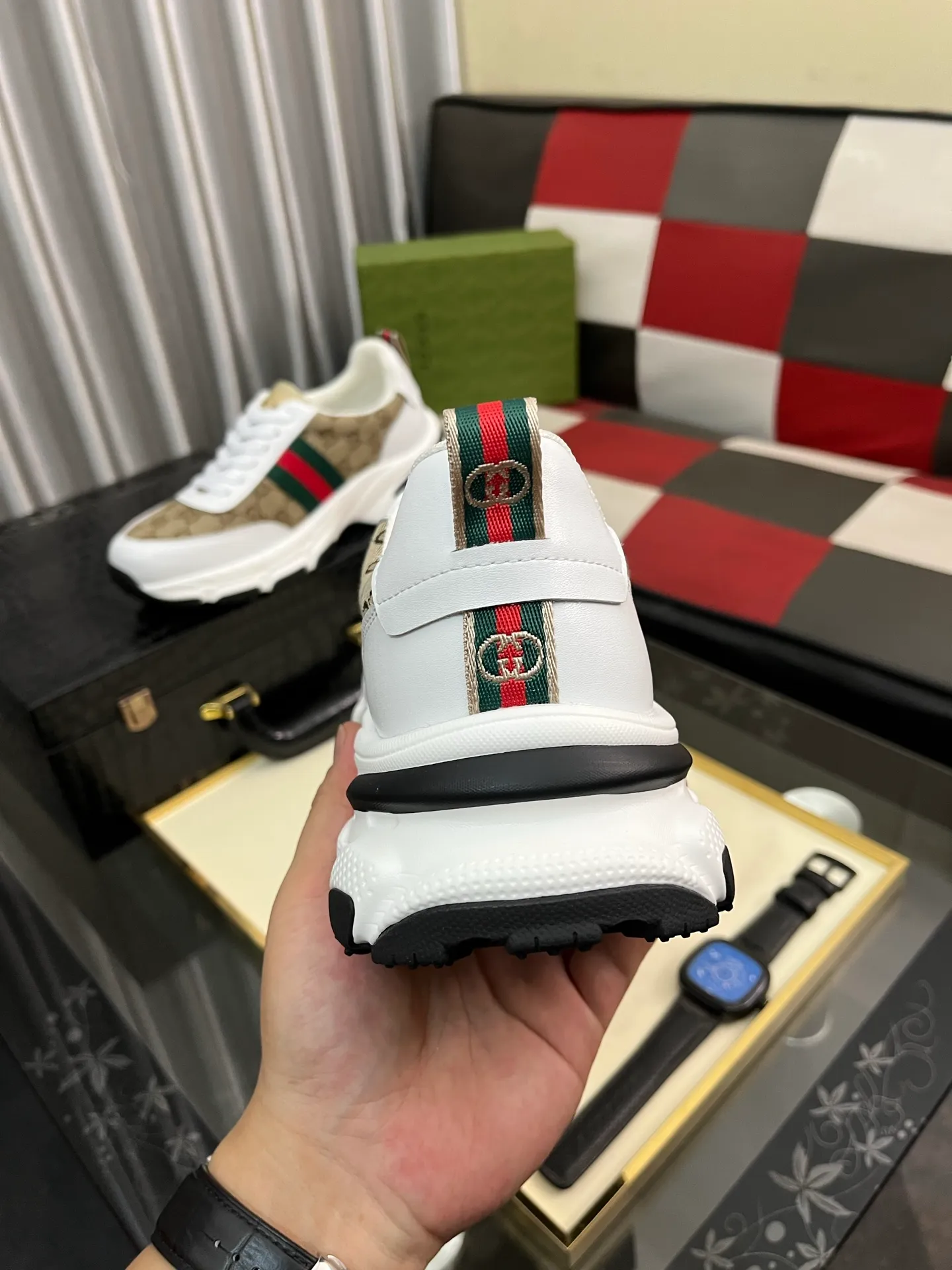Men's Men's Shoes 💰458⌚️⌚️《Gucci*》The latest hot-selling casual shoes, top brand [seduce] luxury~purchase, top~quality. [Strong] The upper is made of imported breathable cowhide with material ➕ breathable sheepskin feet (•) and fine workmanship. Original stylish and stylish soft rubber wear-resistant and non-slip outsole, light and comfortable on the foot, size: 38-443️⃣colors available